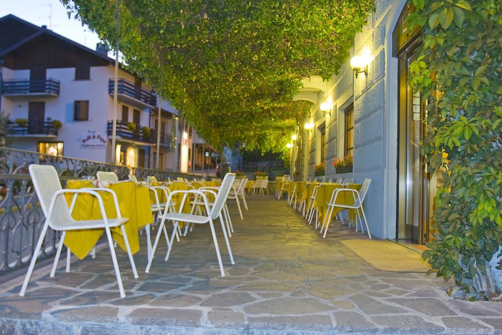 Hotel Ferrari Castione della Presolana Esterno foto